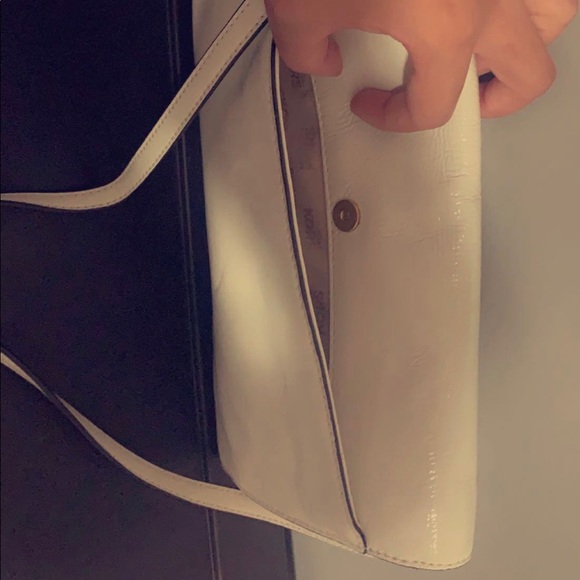 SOLD‼️‼️Michael Kors large clutch/shoulder bag - Picture 2 of 6